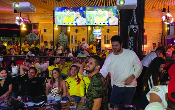 Sports Bar Coliseo 84